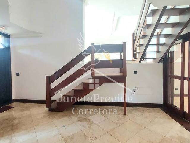 #621 - Casa em condomínio para Venda em Santana de Parnaíba - SP