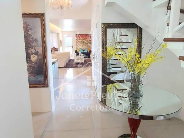 Casa em condomínio para Venda em Santana de Parnaíba - 2