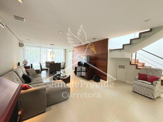 #835 - Casa em condomínio para Venda em Santana de Parnaíba - SP