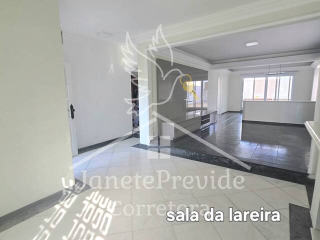 Casa em condomínio para Venda em Santana de Parnaíba - 2