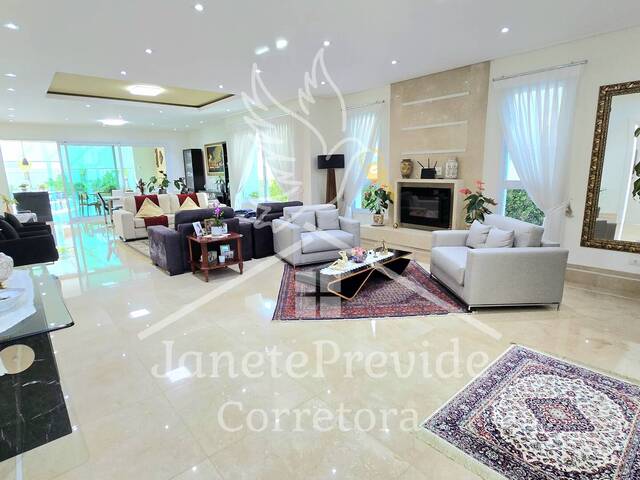 #207 - Casa em condomínio para Venda em Santana de Parnaíba - SP