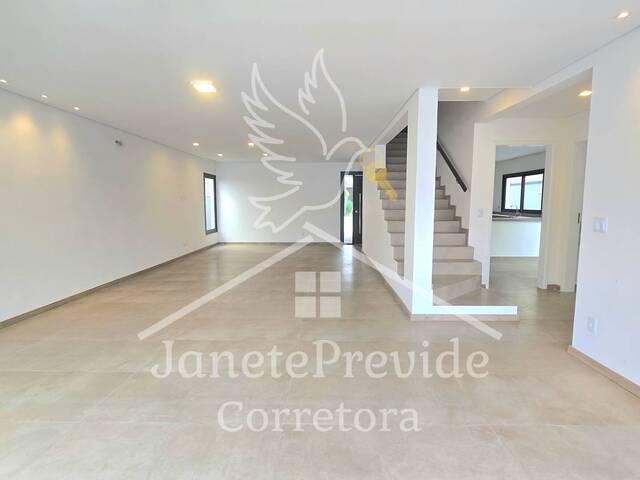 #1094 - Casa para Venda em Santana de Parnaíba - SP - 1