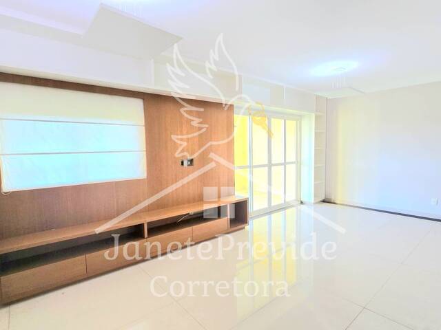 Apartamento para Venda em Santana de Parnaíba - 2