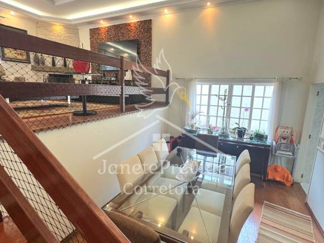 Casa para Venda em Santana de Parnaíba - 3