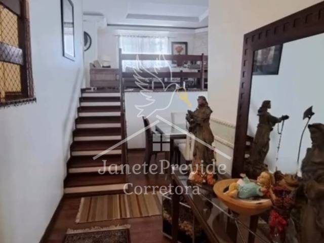 Casa para Venda em Santana de Parnaíba - 2