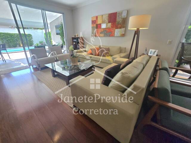 Casa para Venda em Santana de Parnaíba - 4