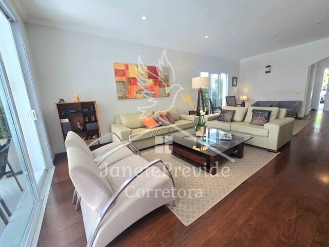 Casa para Venda em Santana de Parnaíba - 5