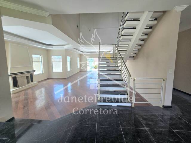 #1240 - Casa em condomínio para Venda em Santana de Parnaíba - SP