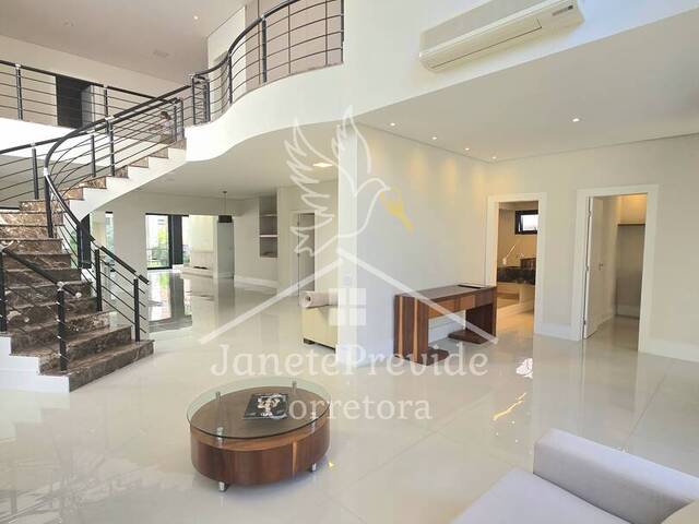 #1069 - Casa em condomínio para Venda em Santana de Parnaíba - SP