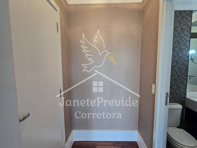 Apartamento para Venda em Santana de Parnaíba - 2