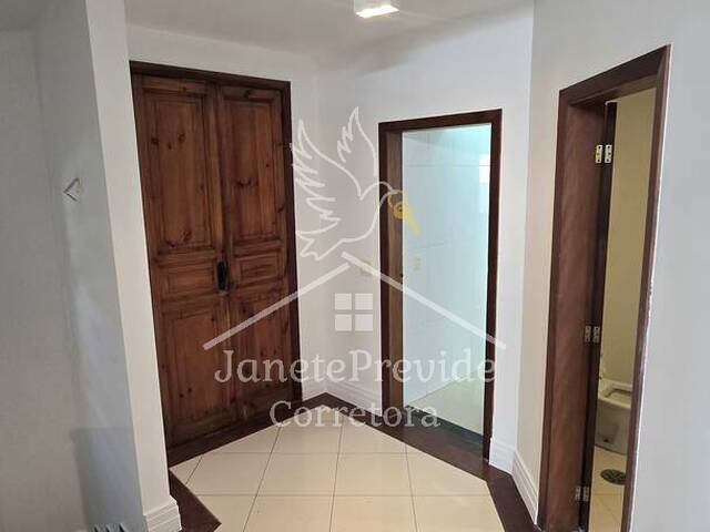 Casa em condomínio para Venda em Santana de Parnaíba - 2