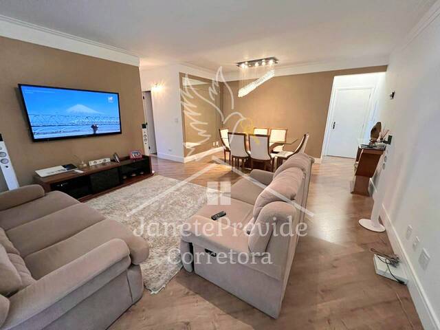 Apartamento para Venda em Santana de Parnaíba - 4